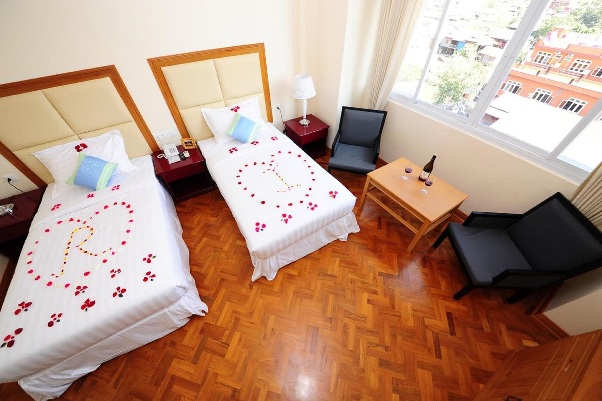 Royal Inlay Hotel Nyaung Shwe Kültér fotó