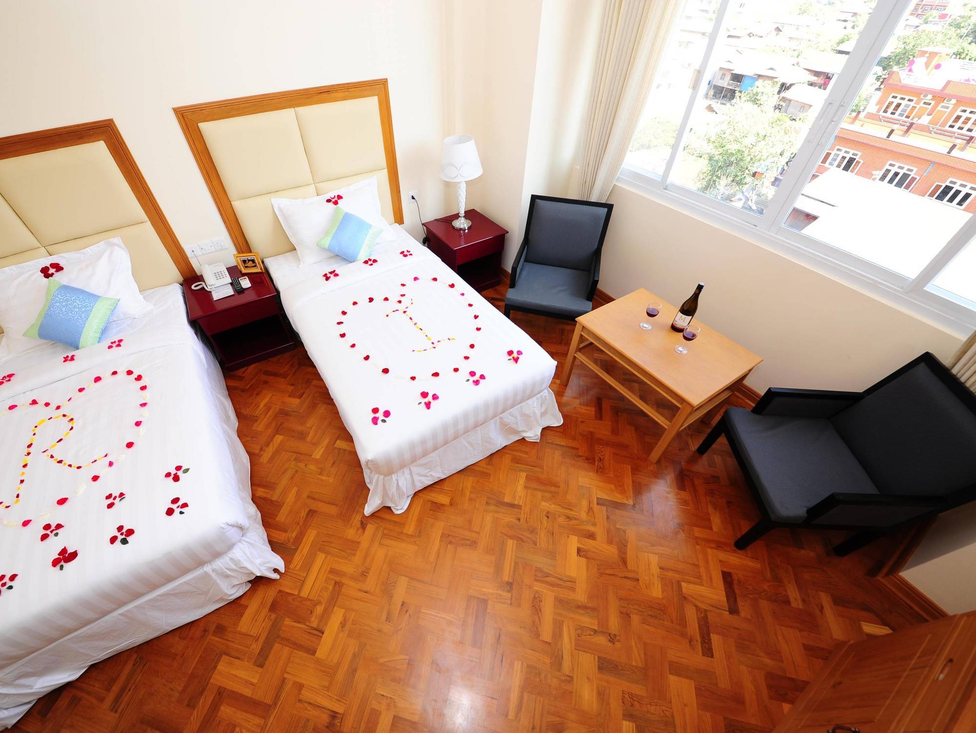 Royal Inlay Hotel Nyaung Shwe Kültér fotó