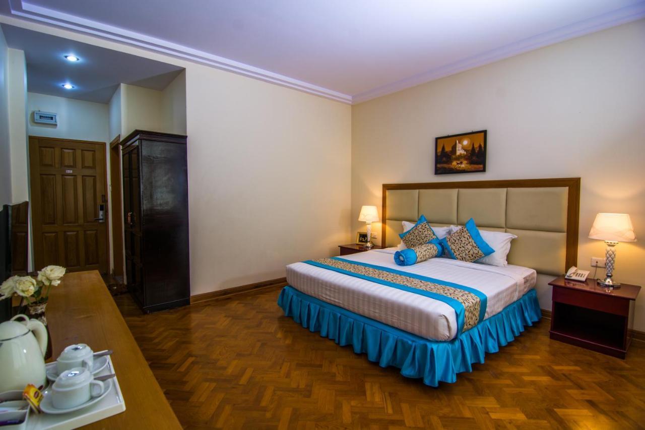 Royal Inlay Hotel Nyaung Shwe Kültér fotó